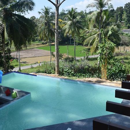 Muthu Nila Villas- Mirissa Bagian luar foto
