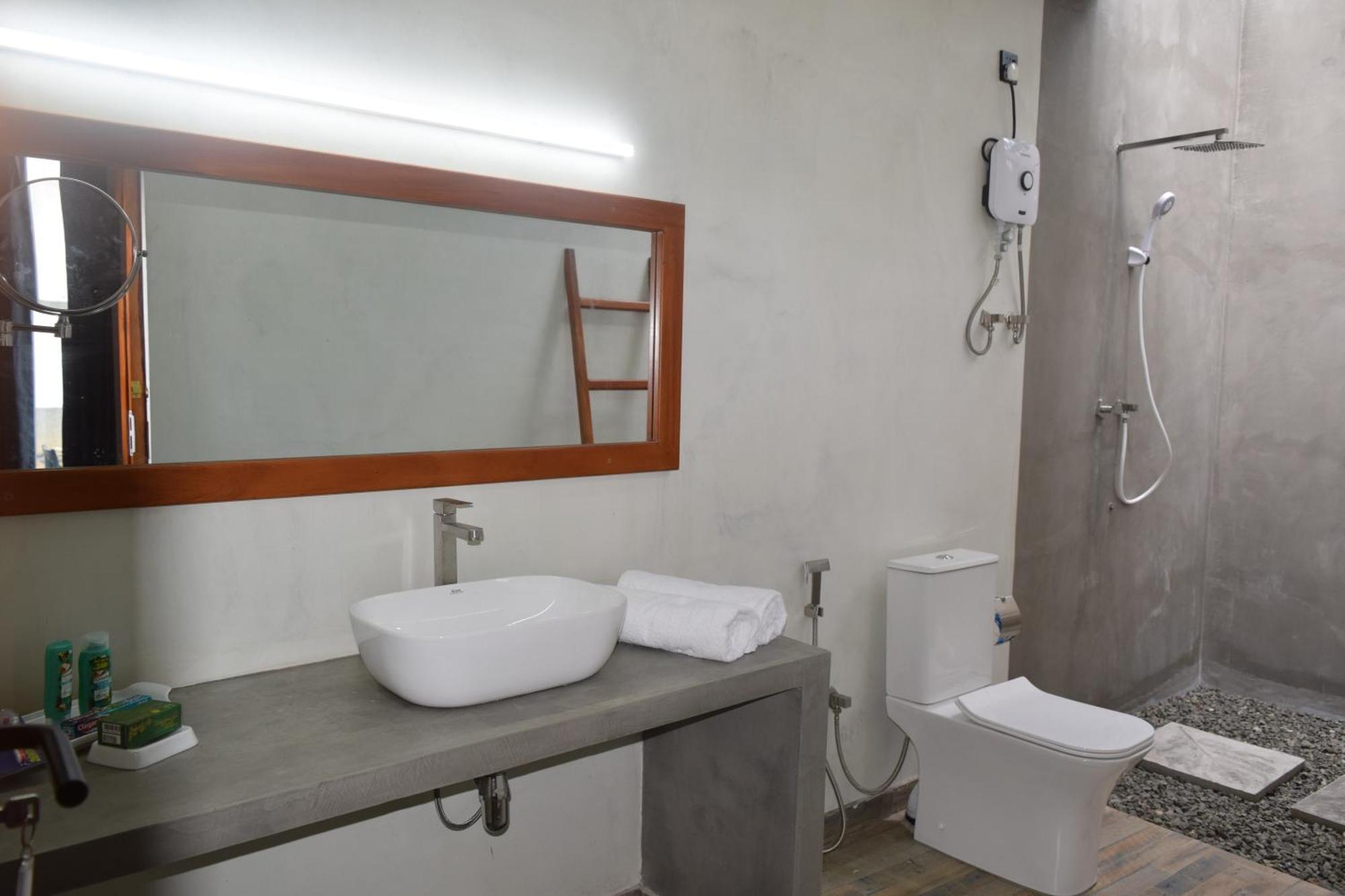 Muthu Nila Villas- Mirissa Bagian luar foto