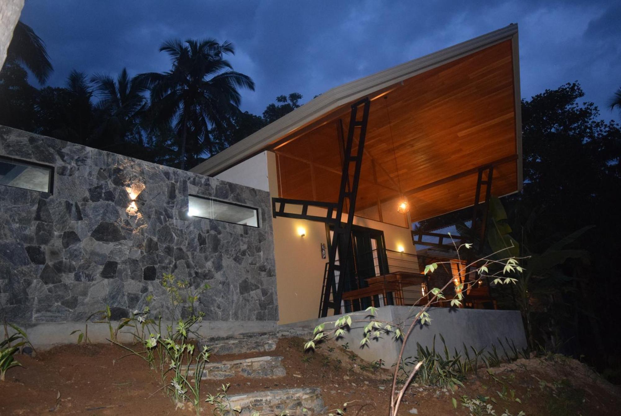 Muthu Nila Villas- Mirissa Bagian luar foto