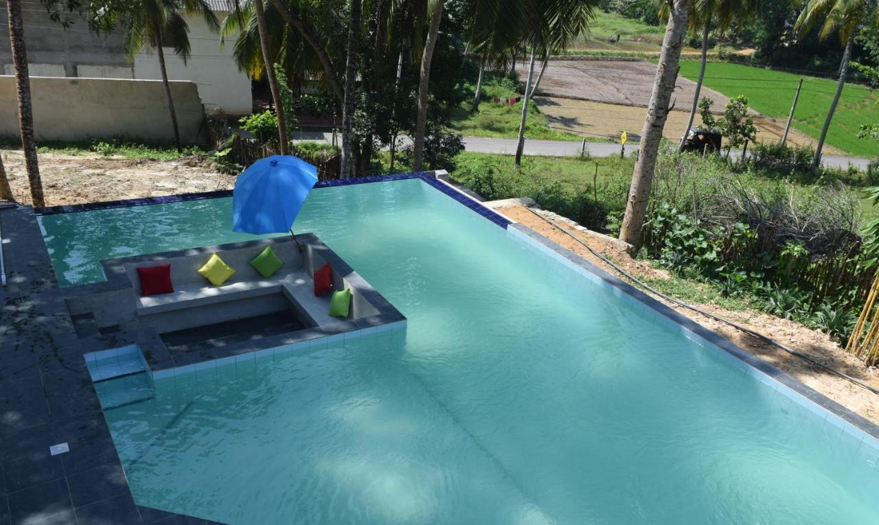 Muthu Nila Villas- Mirissa Bagian luar foto